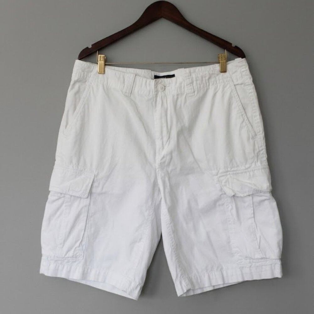Tommy Hilfiger Men’s Classic White Cargo Shorts - Size 36